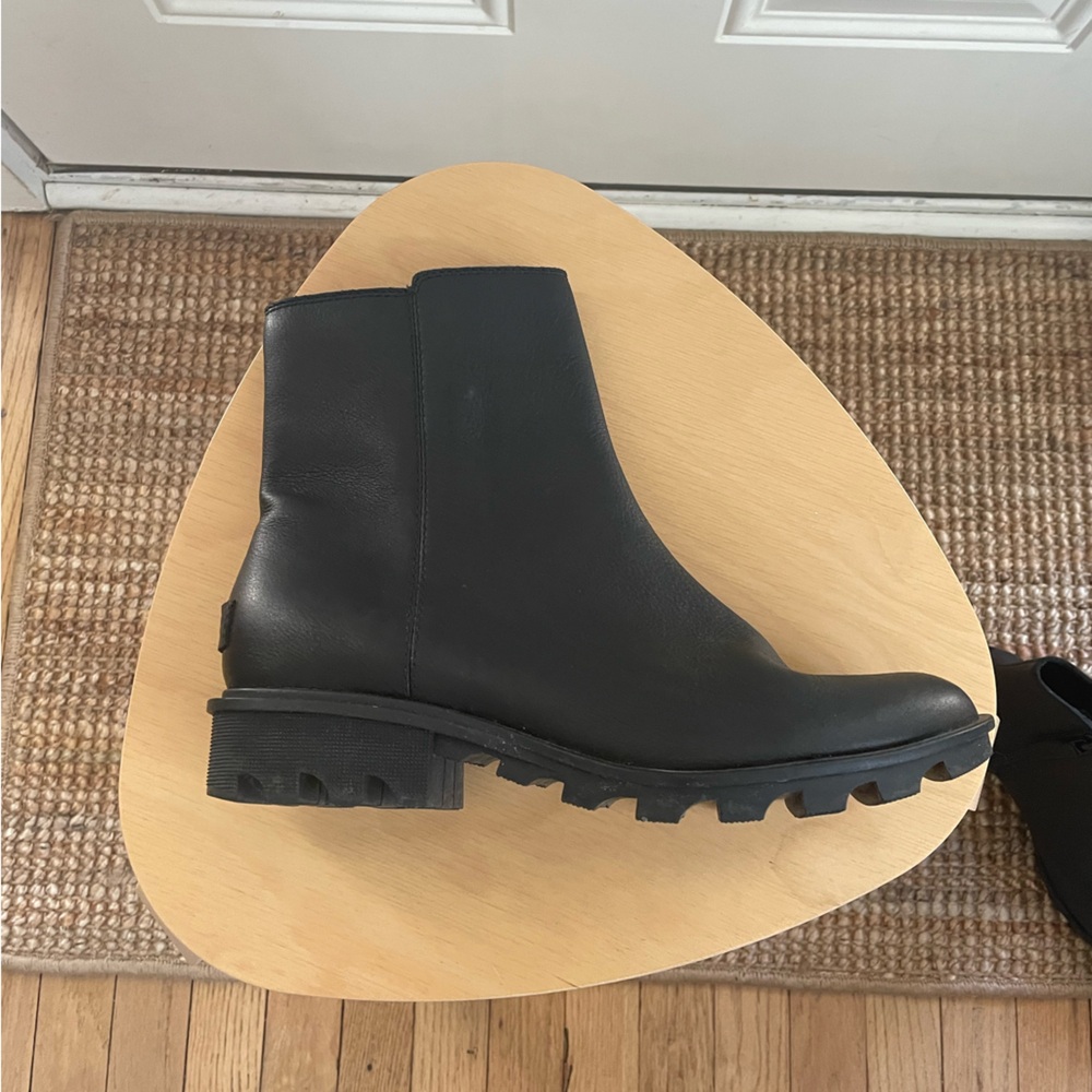 Women’s Sorel Waterproof black ankle boots